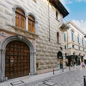  Appartement Palazzo Confalonieri Da Lisca Italie